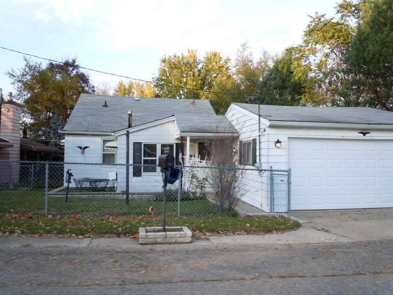 Dixie Lake Springfield Homes For Sale Twp Michigan